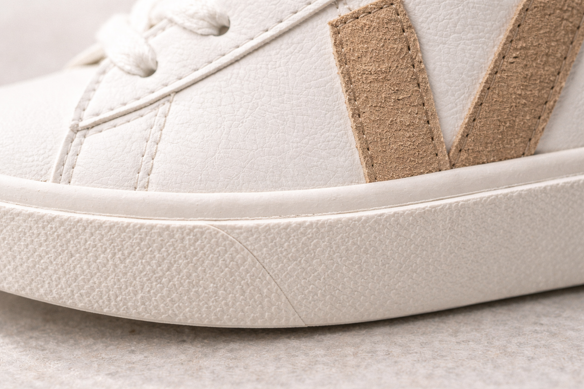 Tenis V — Ligeros, Flexibles y Hechos para Todo el Día